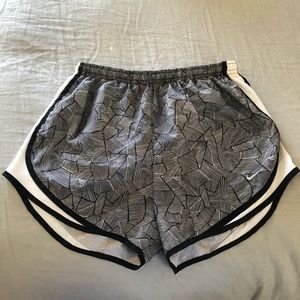 Women’s Nike Shorts size M